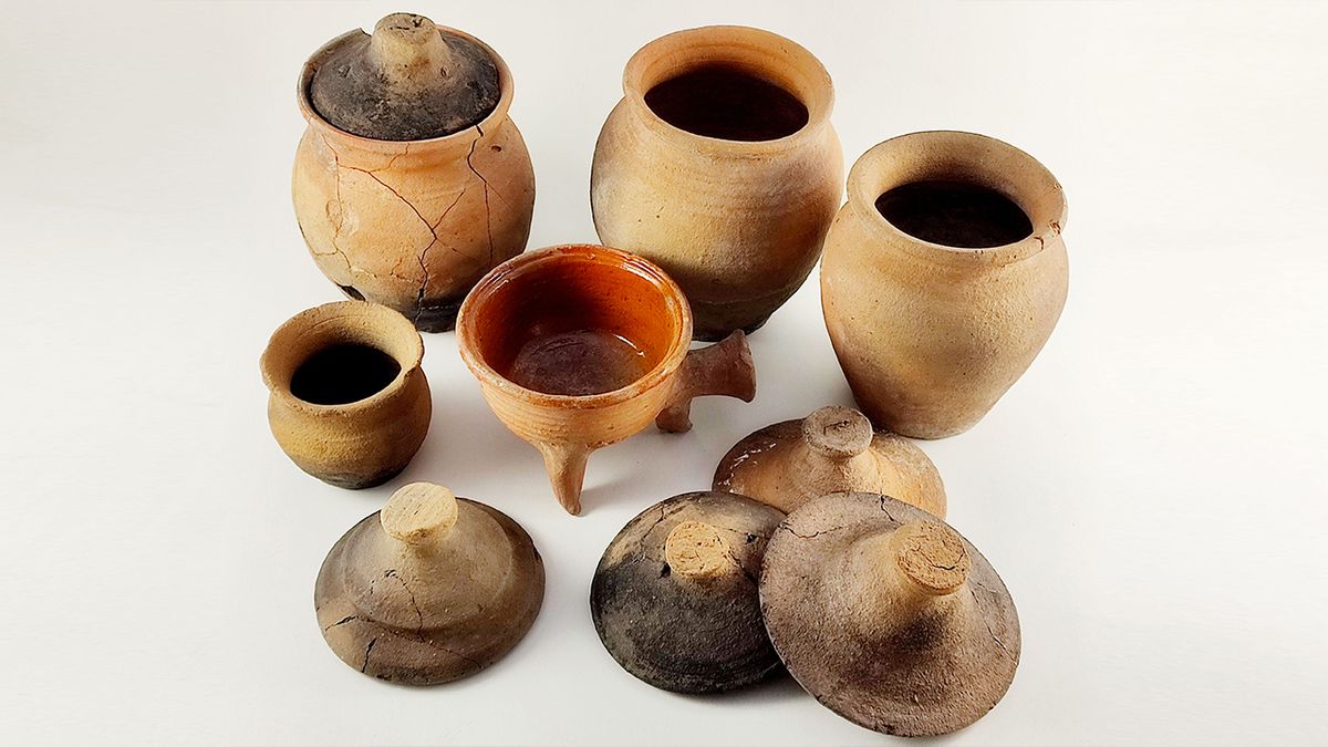 V Novém Jičíně objevili v jednom z domů ojedinělou středověkou kuchyni. Město v místě zřídí expozici